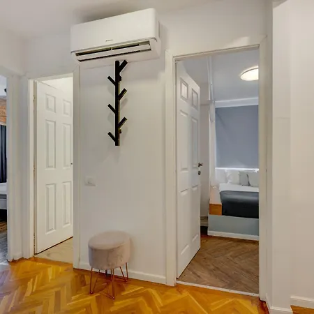 Royal Palace - Center - Rh Living * Bukareszt