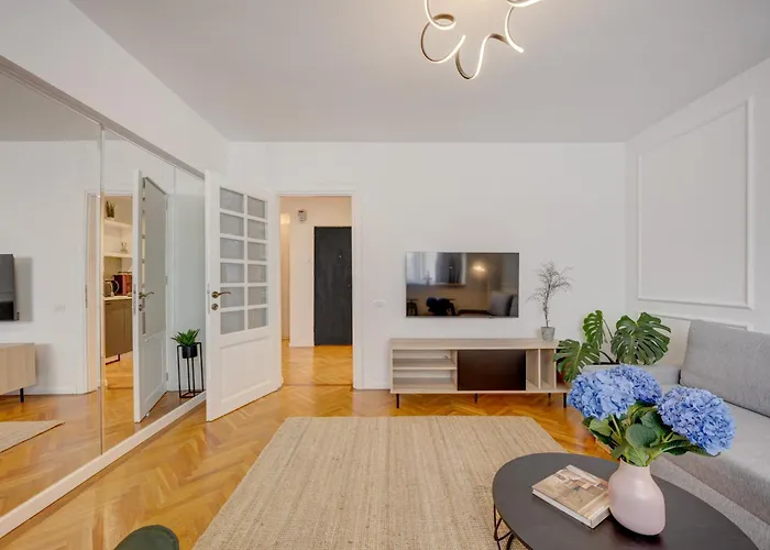 Royal Palace - Center - Rh Living Apartament