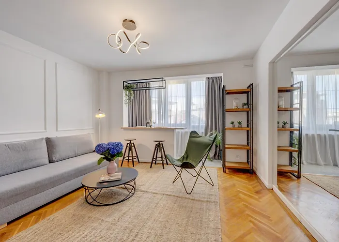 Royal Palace - Center - Rh Living Apartament Bucureşti